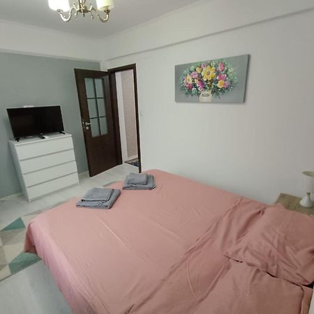 New House In Ultra Center Near Iulius & Palas Mall ยาช ภายนอก รูปภาพ